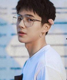 爆料刘昊然相亲视频,揭秘明星私生活背后的真实情感 第1张 爆料刘昊然相亲视频,揭秘明星私生活背后的真实情感 第1张